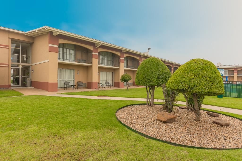 Howard Johnson By Wyndham Oklahoma City Okc Airport, Fairgrounds, I40 Extérieur photo